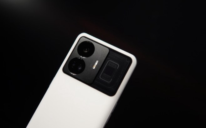 realme真我gt neo5 se详细配置曝光 或首发骁龙7 