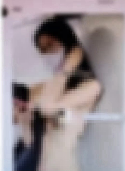 换脸算什么?女子照片被ai“一键脱衣”惹众怒!